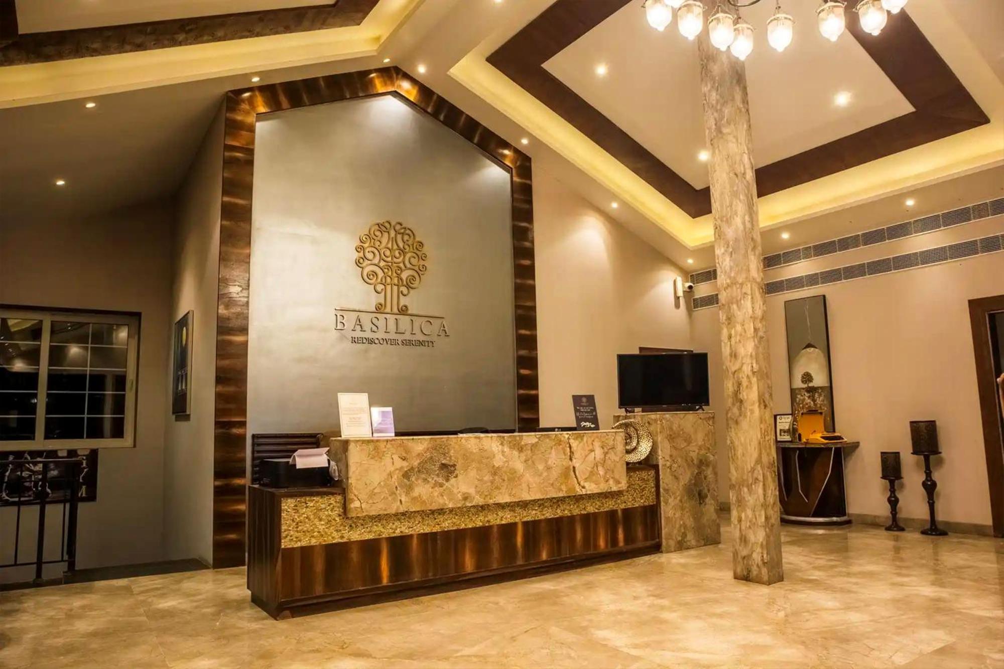 Basilica Resort - Where Luxury Redefines Mahābaleshwar Exterior foto